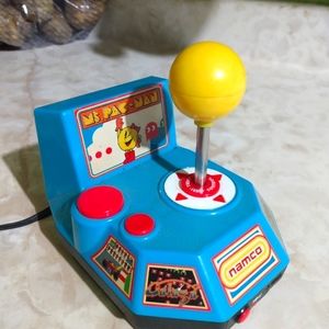 Ms. Pacman joy stick 5-in-1 plug n play. Works amazing!!! Vintage games